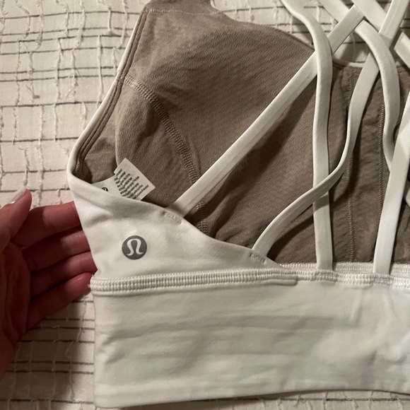 Lululemon Free To Be Serene Sports Bra WHITE Tank Luxtreme - 6 - Picture 5 of 6